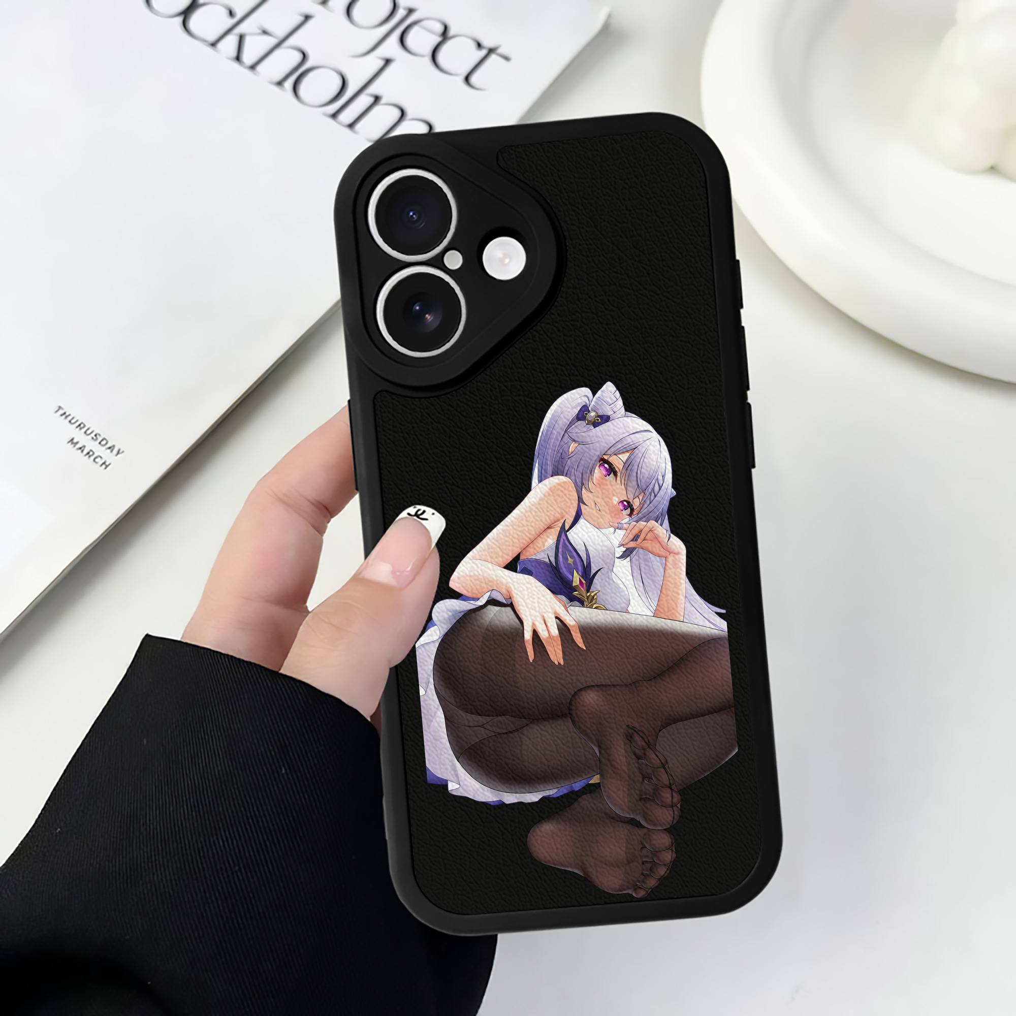 げんし神 刻晴 こくせい genshin Kokusei 【iPhone 16シリーズ対応】シリコンスマホケース（レザー調） 材質：シリコン
